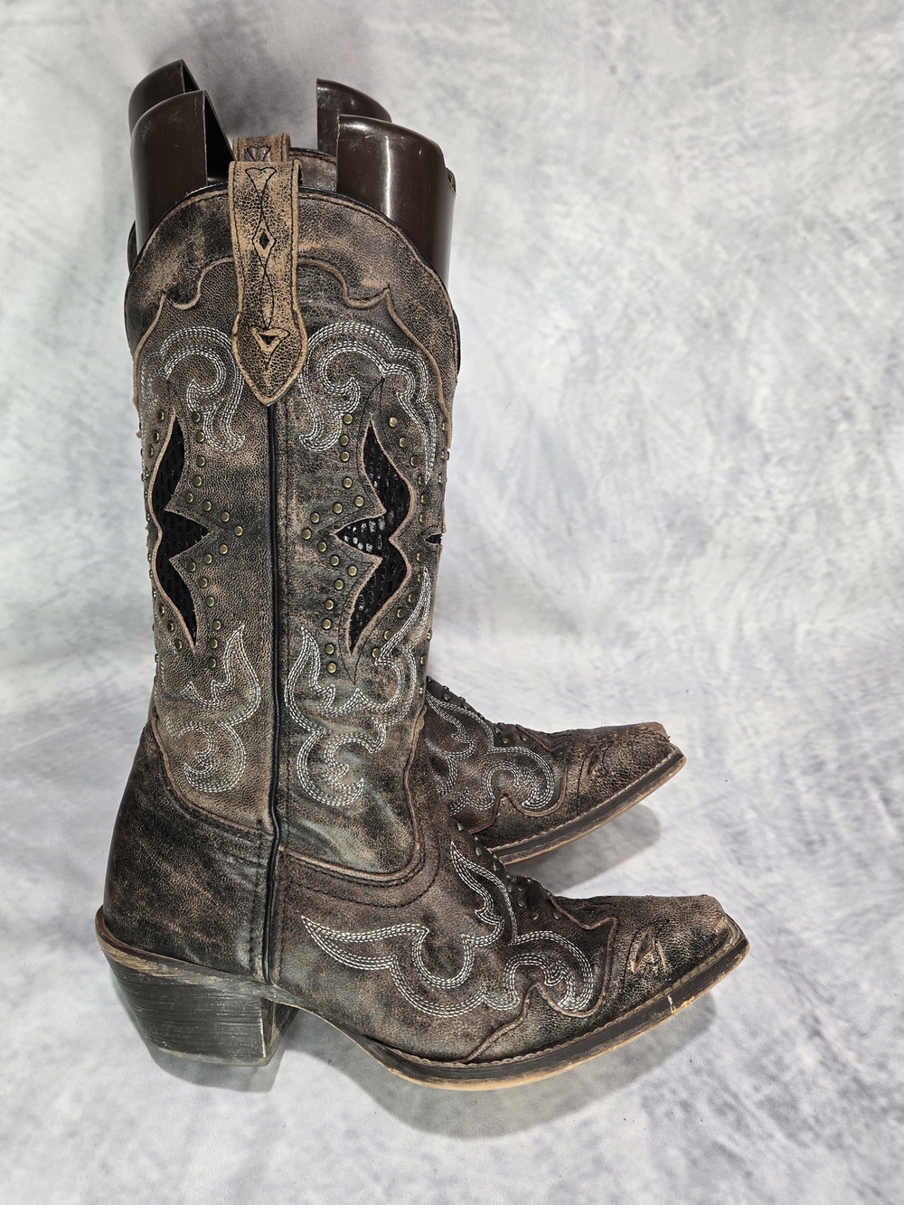 Women's Distressed Brown Embroidered Western Boots - Picture 2 of 7
